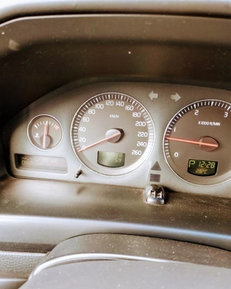 Volvo XC 70 cena 20900 przebieg: 300000, rok produkcji 2003 z Kwidzyn małe 121
